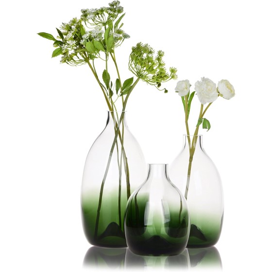 Modern green glass vase set—hand-blown decorative pieces suitable for kitchen islands, dining tables, living rooms, sunrooms, and office desks; includes three heights: 11 inches, 9 inches, and 7 inches.